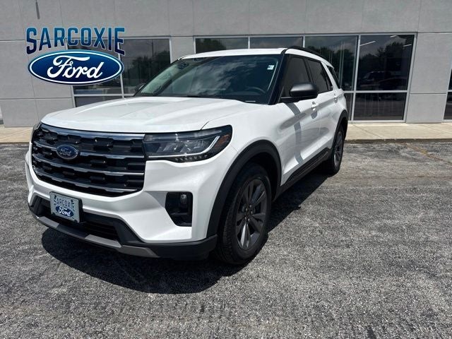 2026 Ford Explorer Active in White Metallic — front three-quarter view