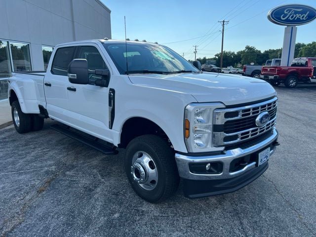 2026 Ford F-350SD — rear three-quarter view